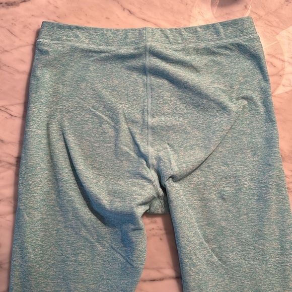 ALO Yoga Alosoft Legging - Picture 9 of 11